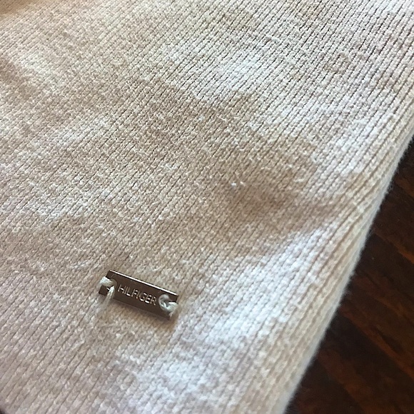 Tommy Hilfiger Top - Picture 3 of 3